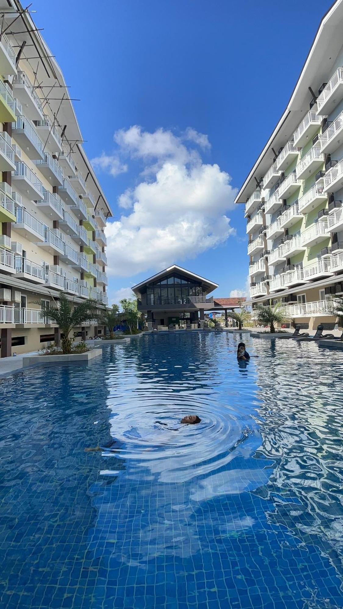 Seaview Amani Grand Resort Residences 3-5Mins From Airport Lapu-Lapu City Exterior photo